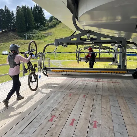 Les Rhodos Le Yeti Apartament *