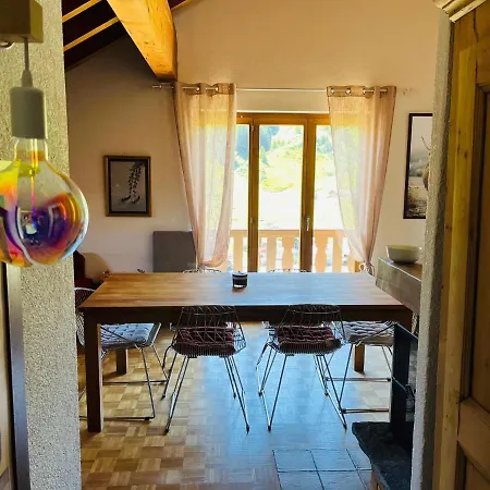 Les Rhodos Le Yeti * ليه كروسيت